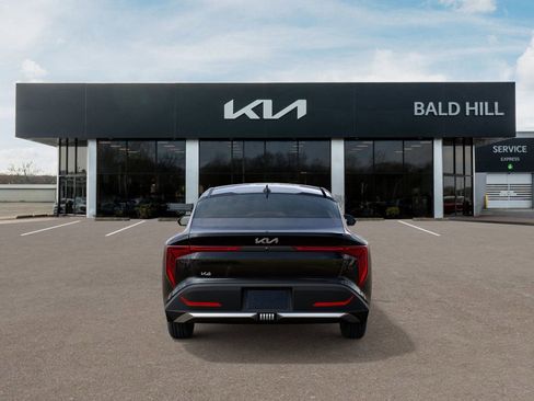 New 2025 Kia K4 LXS image 5