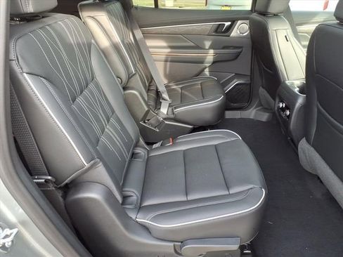 New 2026 Buick Enclave Avenir w/ Super Cruise Package image 24