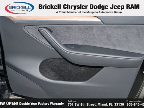 Used 2025 Tesla Model Y Performance AWD/4WD image 17