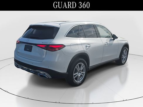 Certified 2025 Mercedes-Benz GLC 300 4MATIC image 5
