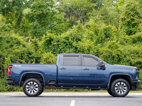 Used 2021 Chevrolet Silverado 2500 Custom w/ Custom Value Package AWD/4WD image 5