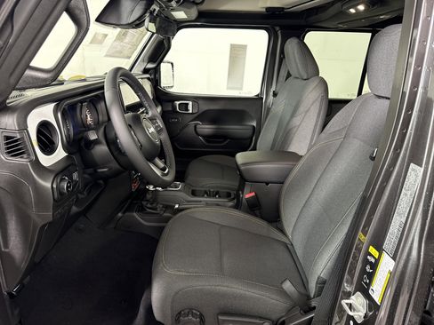 New 2026 Jeep Gladiator Willys image 12