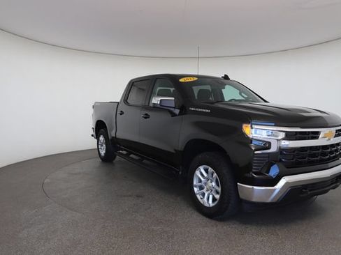 Used 2023 Chevrolet Silverado 1500 LT AWD/4WD image 28
