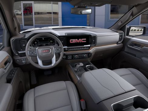 New 2026 GMC Sierra 1500 SLT image 15