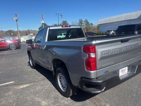 Used 2025 Chevrolet Silverado 1500 W/T image 7