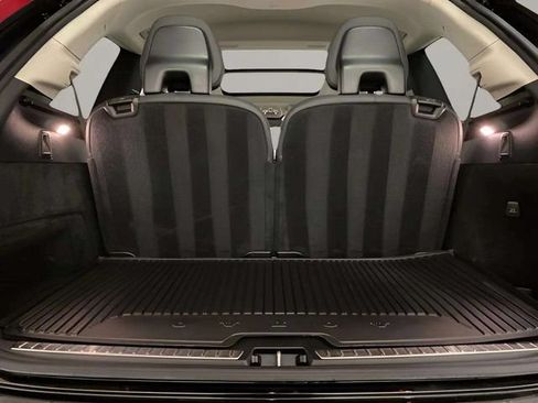 Used 2025 Volvo XC90 T8 Plus w/ Protection Package Premier AWD/4WD image 87