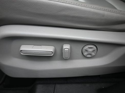 Used 2019 Honda Odyssey EX-L image 12