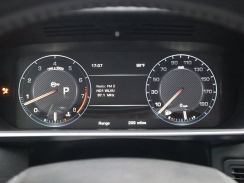 Used 2016 Land Rover Range Rover Sport SVR image 17