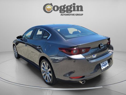 Used 2025 MAZDA MAZDA3 s FWD image 2