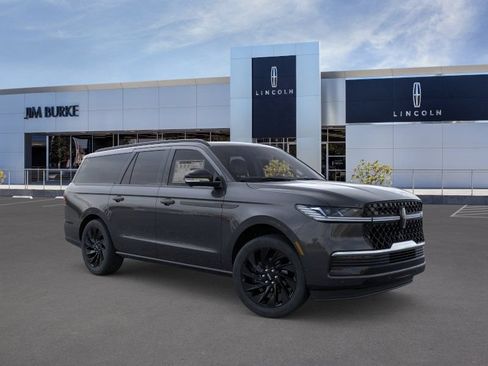 New 2026 Lincoln Navigator L Reserve w/ Jet Appearance Package AWD/4WD image 7