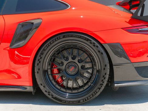 Used 2018 Porsche 911 GT2 RS RWD image 19