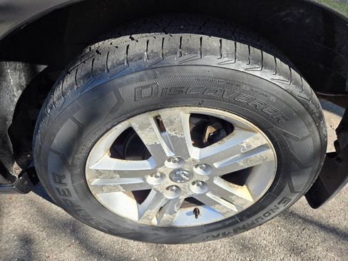 Used 2008 Dodge Grand Caravan SXT image 37