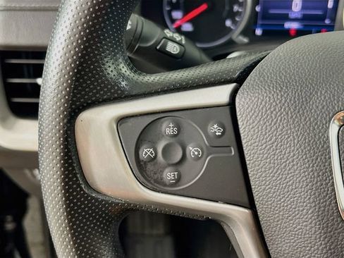 Used 2022 GMC Terrain SLE w/ Driver Convenience Package FWD image 13