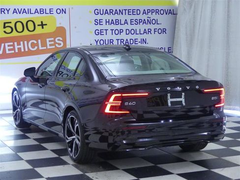 Used 2024 Volvo S60 B5 Plus AWD/4WD image 5