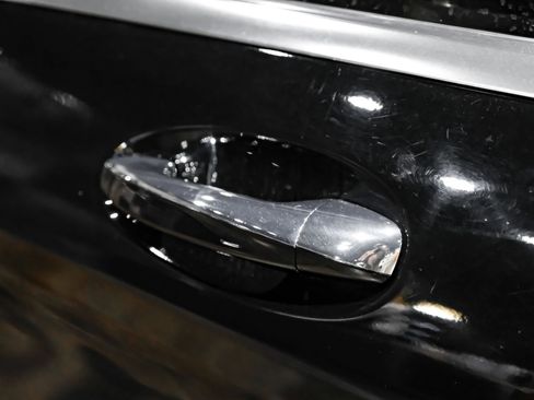 Used 2016 Mercedes-Benz S 550 Sedan image 44