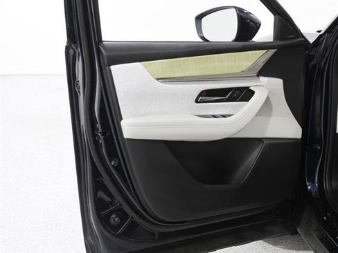 Certified 2025 MAZDA CX-90 3.3 Turbo S w/ Premium Plus image 4