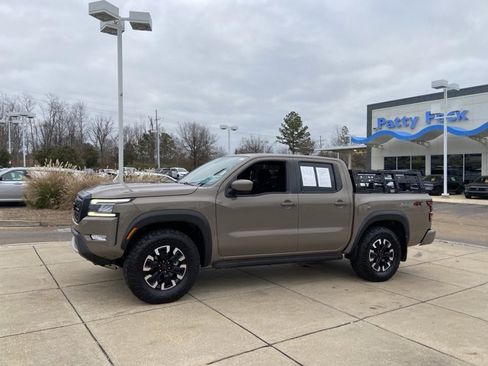 Used 2023 Nissan Frontier PRO-4X w/ Pro Convenience Package image 5