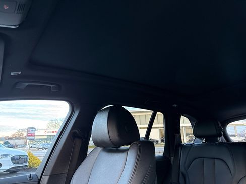 Used 2022 BMW X5 xDrive40i w/ Premium Package image 53