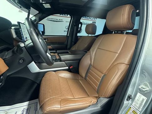 Used 2022 Toyota Tundra Platinum image 11