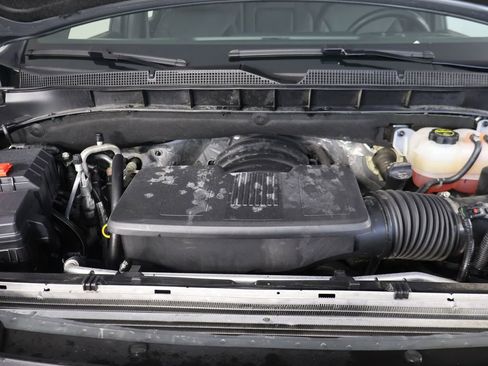 Used 2025 Chevrolet Suburban Z71 AWD/4WD image 23
