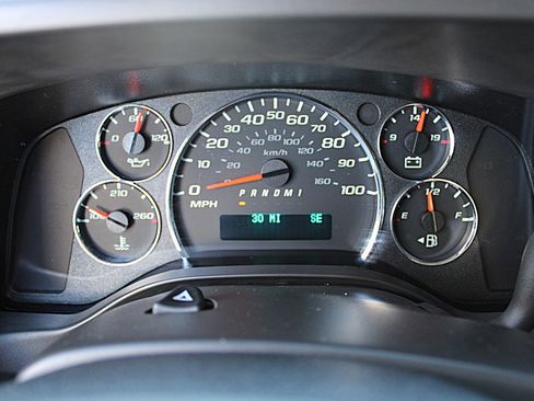 Used 2025 Chevrolet Express 2500 Extended w/ Communications Package image 28