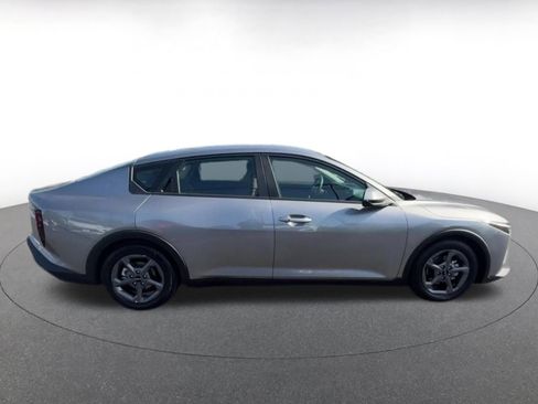 Used 2025 Kia K4 LXS FWD image 15
