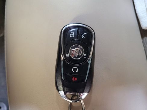 Used 2020 Buick Envision Preferred image 32