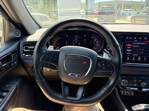 Used 2025 Dodge Durango GT AWD/4WD image 14