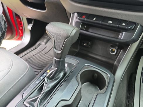 Used 2019 Chevrolet Colorado W/T w/ Custom Special Edition image 18