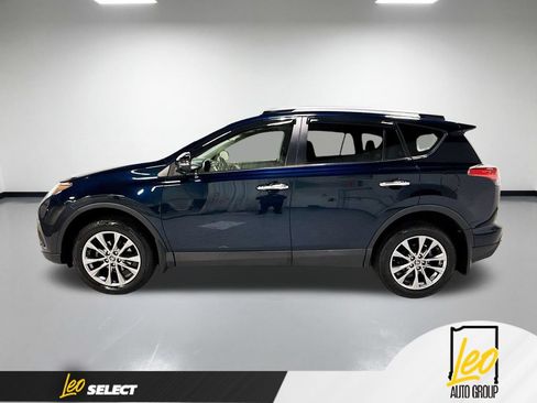 Used 2018 Toyota RAV4 Limited w/ All Weather Liner Package AWD/4WD image 11