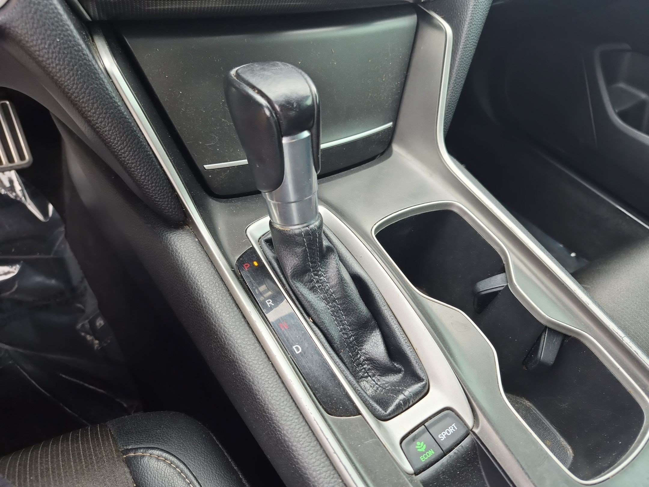 Used 2018 Honda Accord Sport image 25