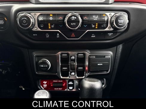 Used 2021 Jeep Gladiator Rubicon image 20