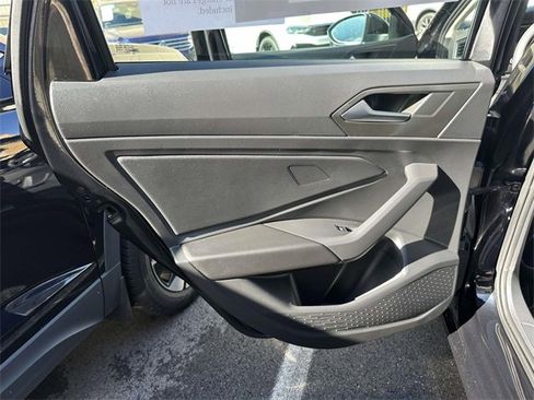 Certified 2022 Volkswagen Jetta S image 17