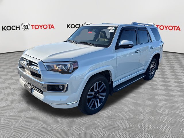 Used 2023 Toyota 4Runner Limited AWD/4WD image 3