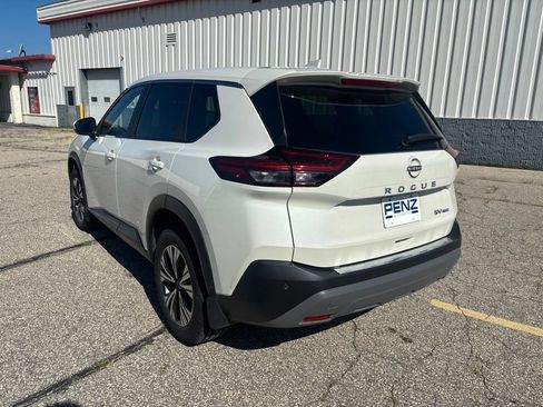 Used 2023 Nissan Rogue SV AWD/4WD image 6