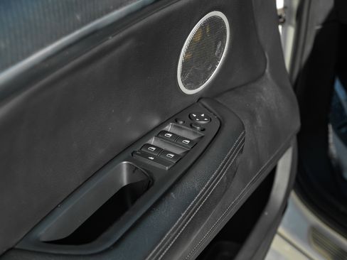 Used 2012 BMW X6 M image 40