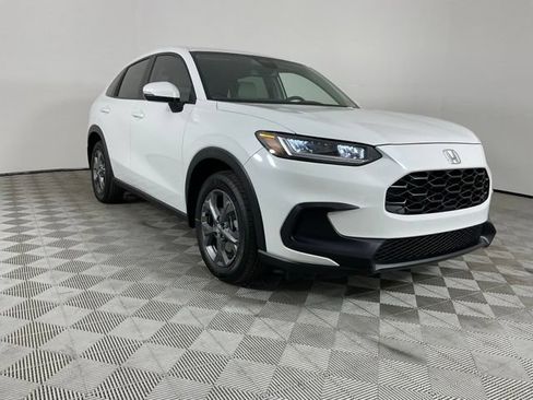 Used 2027 Honda HR-V LX image 12