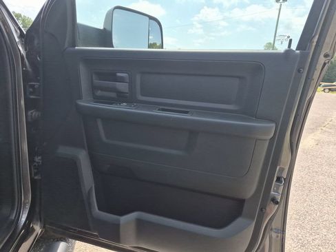 Used 2023 RAM 1500 Tradesman w/ Chrome Plus Package RWD image 33