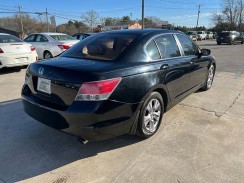Used 2010 Honda Accord LX-P image 5