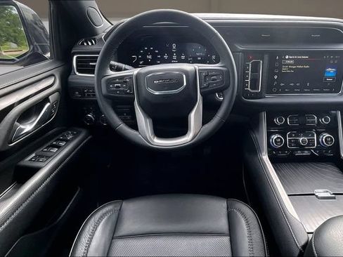 Used 2024 GMC Yukon Denali w/ Max Trailering Package AWD/4WD image 5
