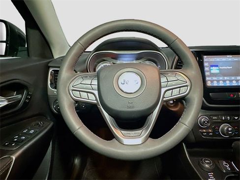 Certified 2022 Jeep Cherokee Limited image 10