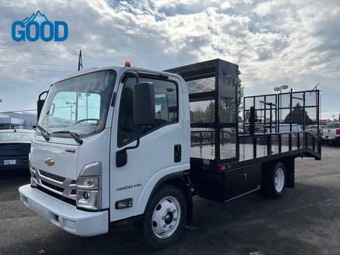 Used 2024 Chevrolet Low Cab Forward image 7