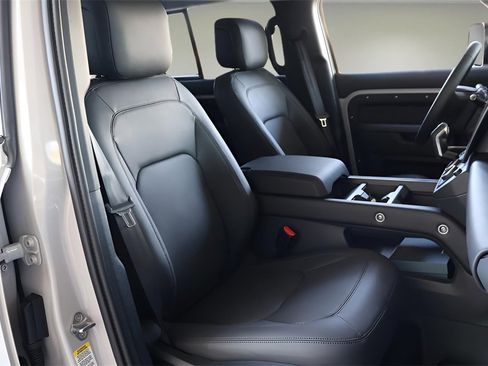 New 2026 Land Rover Defender 110 S image 20