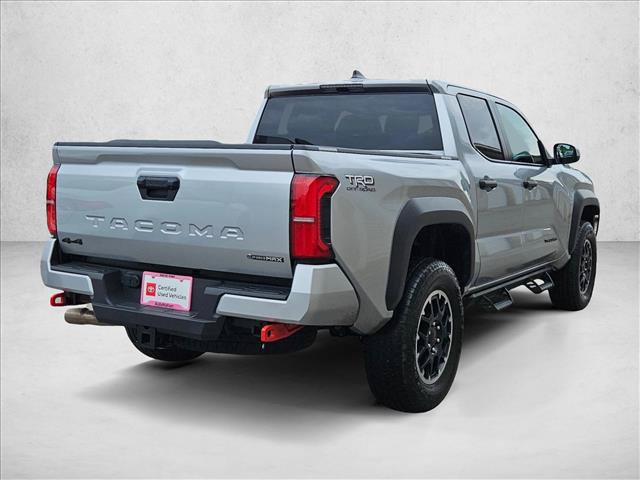 Used 2025 Toyota Tacoma TRD Off-Road AWD/4WD image 5
