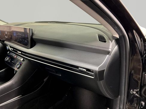 Used 2025 Hyundai Sonata SEL FWD image 26