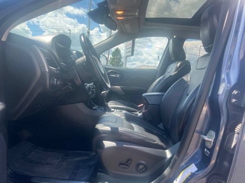 Used 2021 Jeep Cherokee Limited w/ Trailer Tow Group AWD/4WD image 21