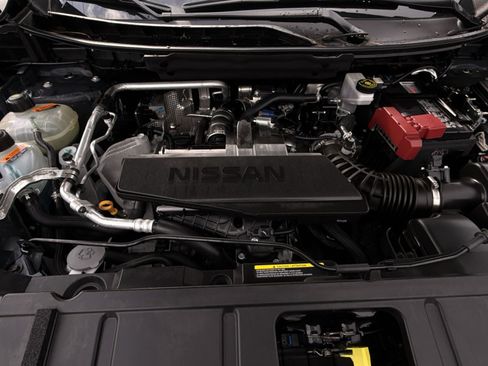 Used 2026 Nissan Rogue SL FWD image 29