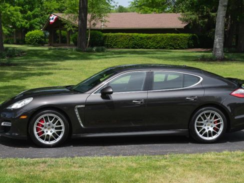 Used 2010 Porsche Panamera Turbo AWD/4WD image 5