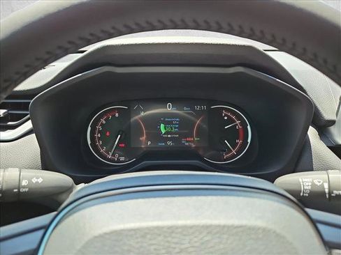 Used 2025 Toyota RAV4 XLE Premium FWD image 11