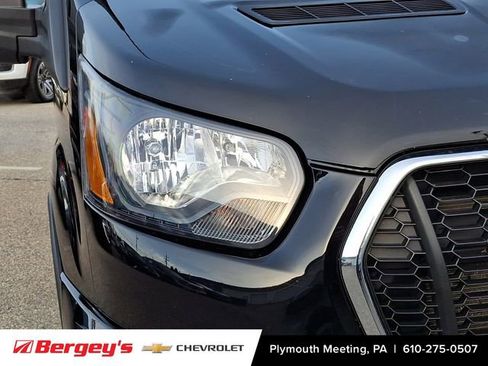 Used 2024 Ford Transit 350 XLT image 11